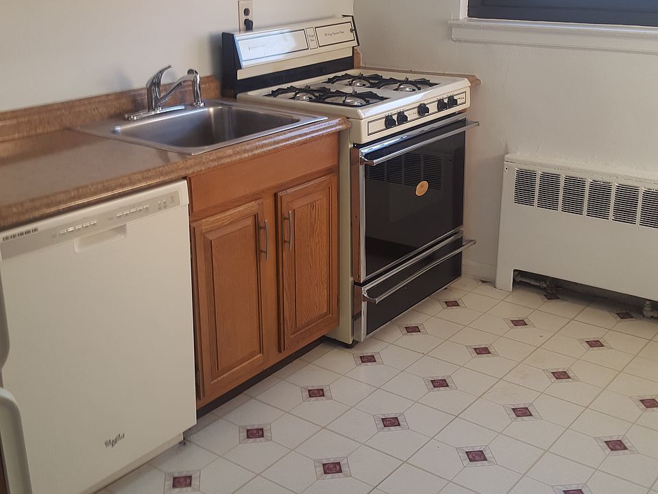 1st image of 21957 74th Ave