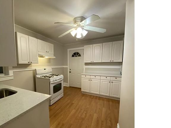 2nd image of 1843 W Cuyler Ave #1
