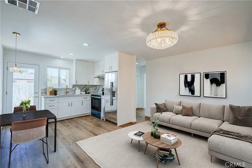 2 bed, 721 sqft, $2,950 — Photo 4