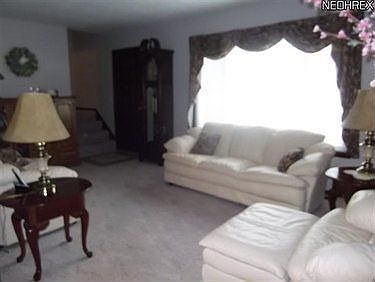 3rd image of 36676 S Lake Shore Blvd