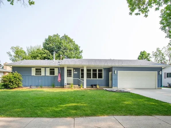 1519 22nd Ave S, Fargo, ND 58103