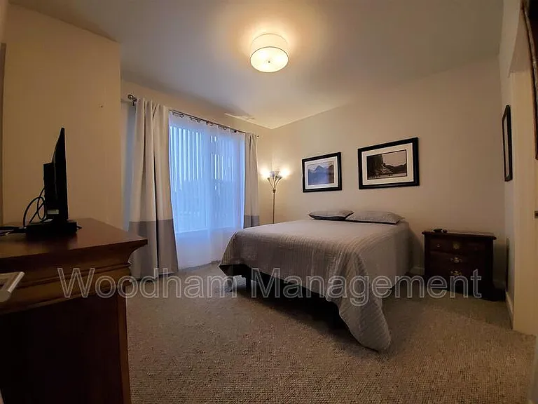 2222B Willow Dr — Photo 6
