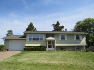 115 Kelly Ln, Galena, IL 61036
