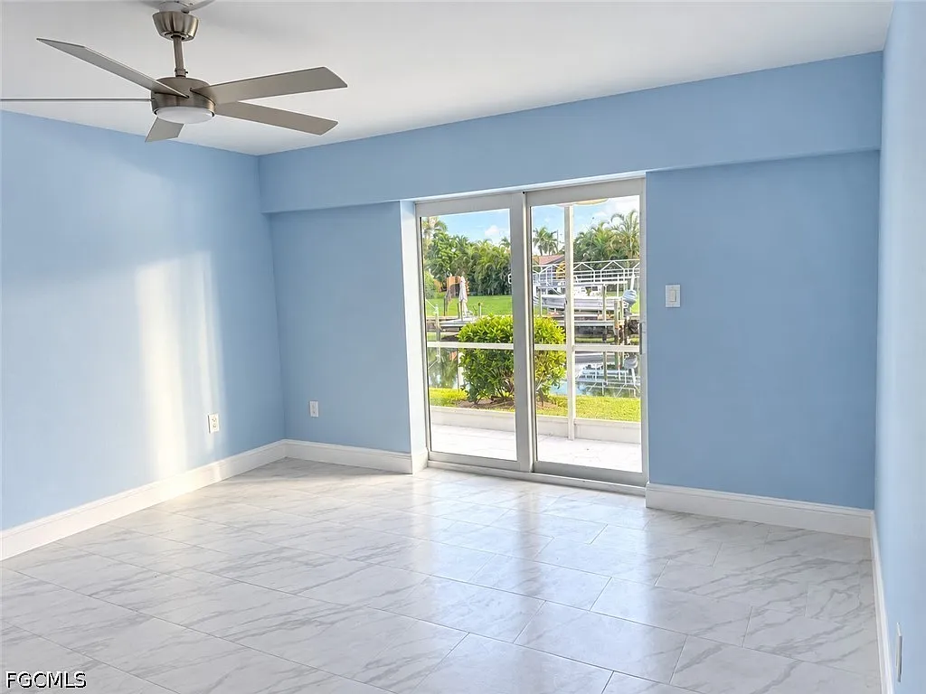 2 bed, 2.0 bath, 1288 sqft, $1,900 — Photo 3