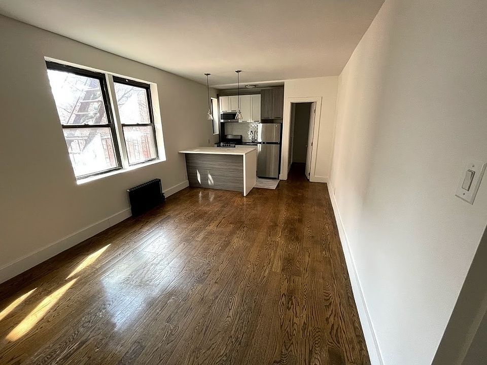 2nd image of 3501 Foster Ave #4C
