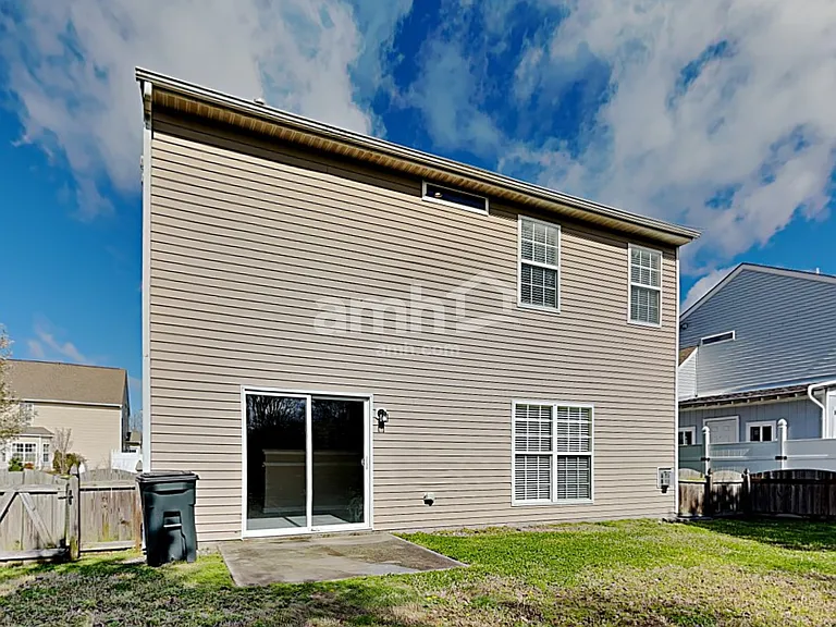 2528 Ingleside Dr — Photo 20
