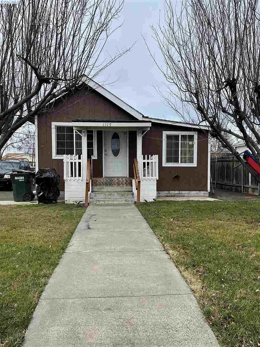 1115 W Yakima St photo 1