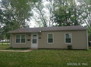 14 Countryside Dr, Caseyville, IL 62232
