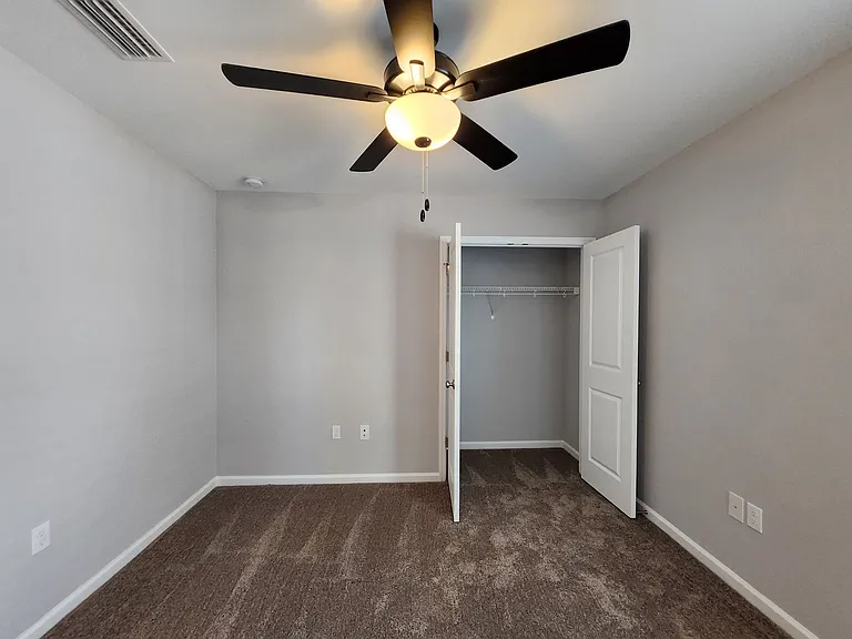 3607 Meadow Vista Ln — Photo 15