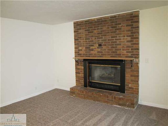2nd image of 8554 Moon Lake Dr