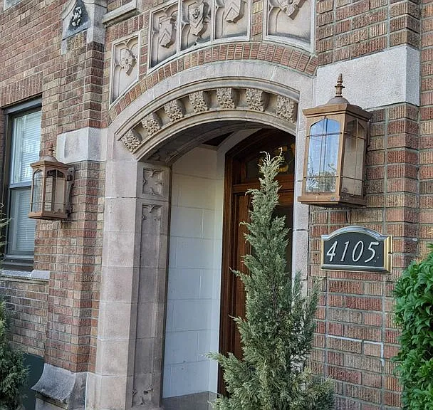 UW01 Levere-4105 Brooklyn Ave NE — Photo 6