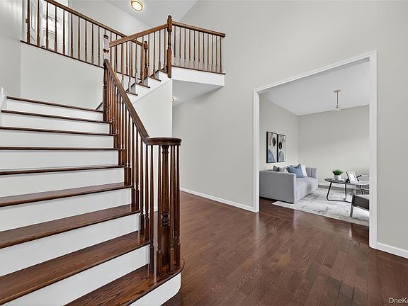 5th image of 55 Noelle Drive