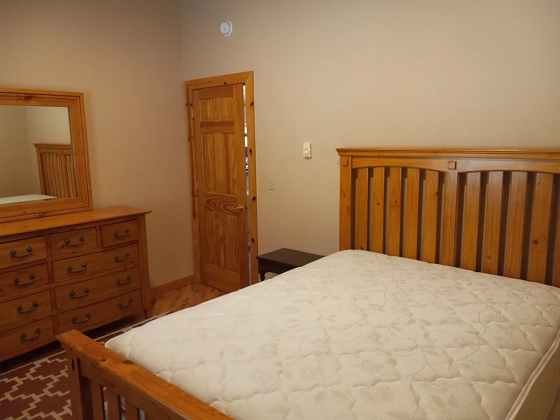 47 Grandview Ct — Photo 2
