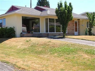 1st image of 2426 Veldee Ave