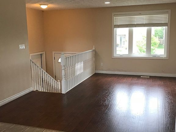 2nd image of 2171 McKay Ave