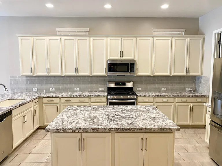 3047 E Austin Dr — Photo 4