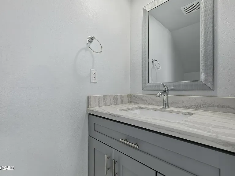 122 S Hardy Dr #50 — Photo 6