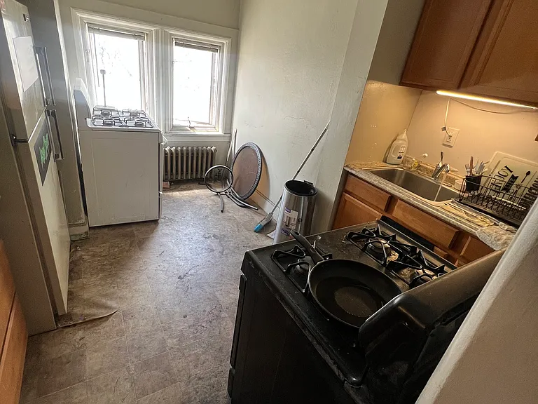 801 E 14th Ave #4 — Photo 17