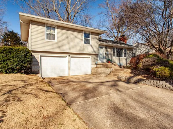 8800 Kentucky Ave, Kansas City, MO 64138