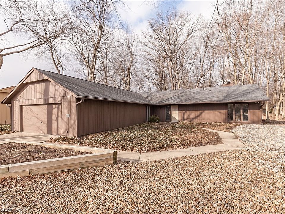 1st image of 21910 Little Brook Way