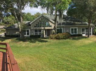 629 High Point Dr, Mount Dora, FL 32757