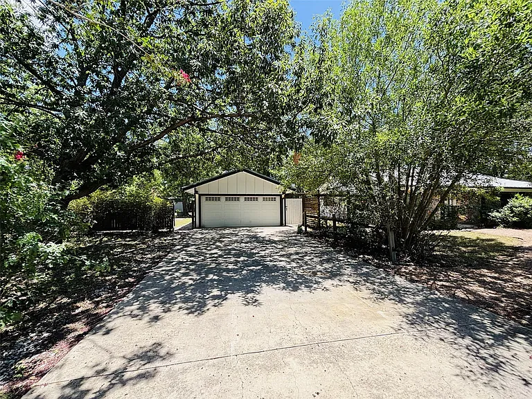 413 Sun Bonnet Dr — Photo 6