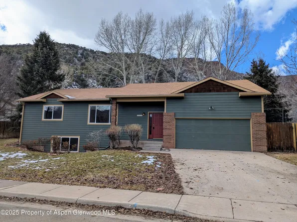 1050 Park West Dr, Glenwood Springs, CO 81601