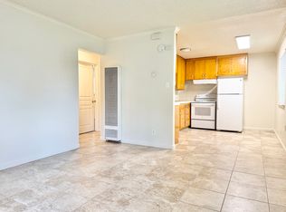 122 N Washington Ave #2, Manteca, CA 95336