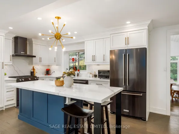 2194 Yorkshire Cres, Burlington, ON L7R 1V7