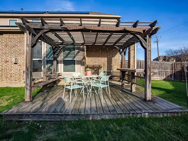 3610 Adriana Ave — Photo 7
