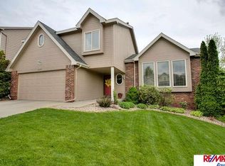 16905 K St, Omaha, NE 68135