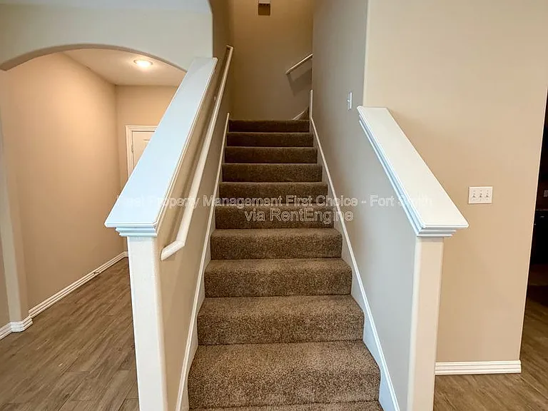 9817 Mylea Cir — Photo 10