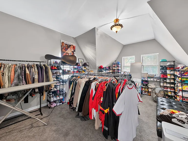 4330 W Pine Blvd — Photo 67