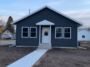 2905 Gilbert St, Marinette, WI 54143