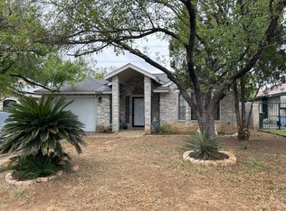 1248 N Oakmont Loop, Laredo, TX 78045