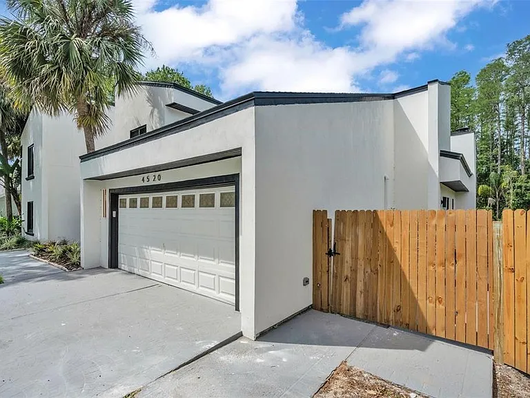 4520 Pine Hollow Dr — Photo 45