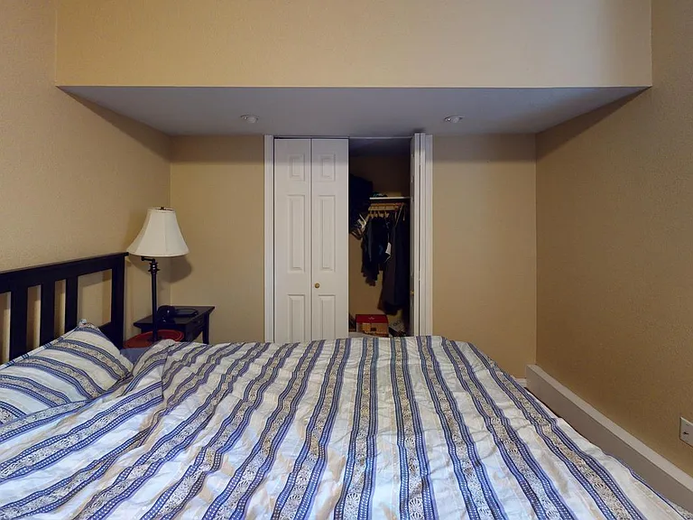1113 Remington Ct — Photo 11