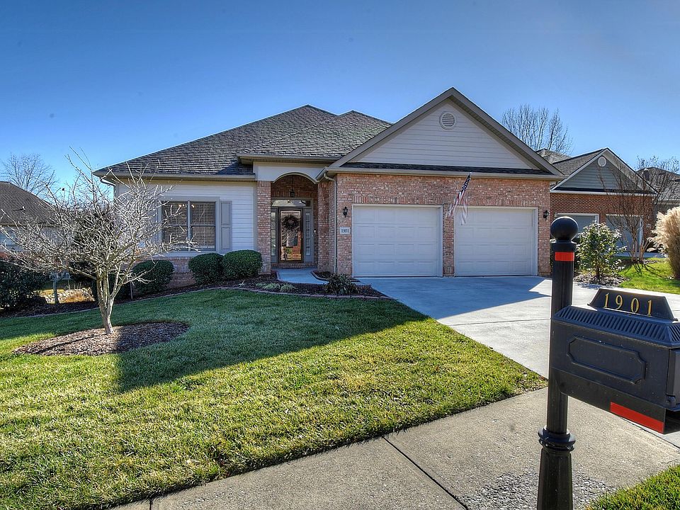 1st image of 1901 Waters Edge Dr