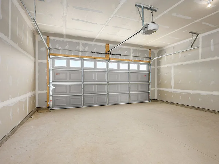 6130 Aurelius Rd — Photo 19