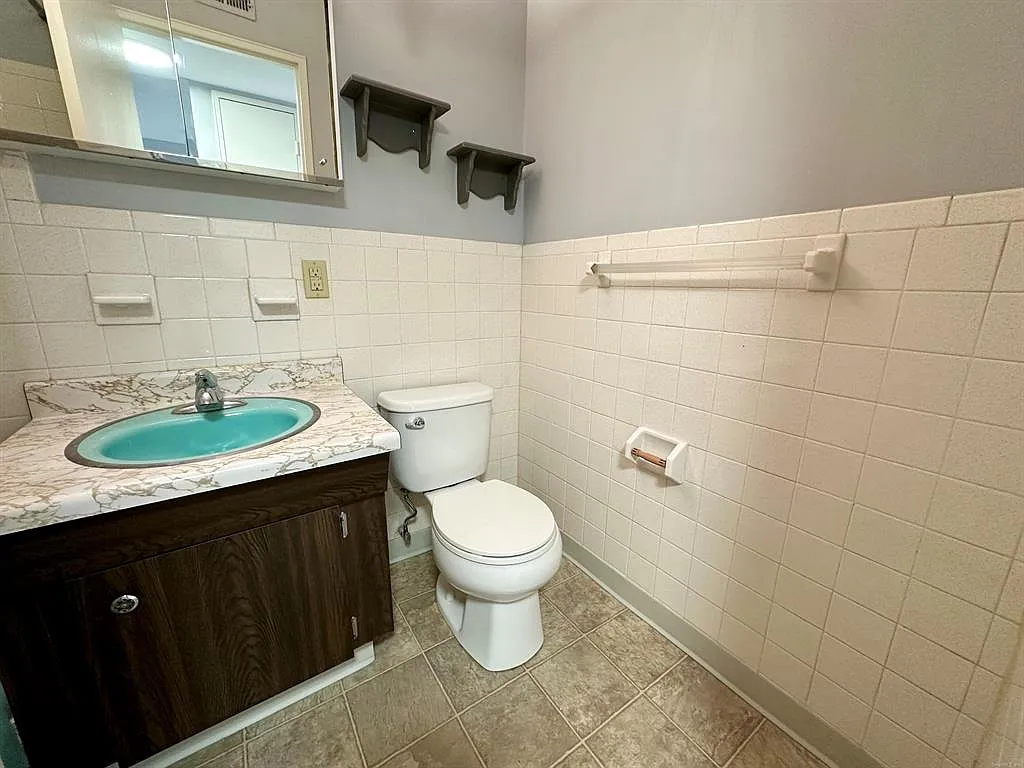 2 bed, 1080 sqft, $2,000 — Photo 4