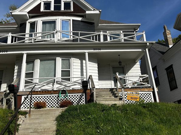 2006 Kinzie Ave