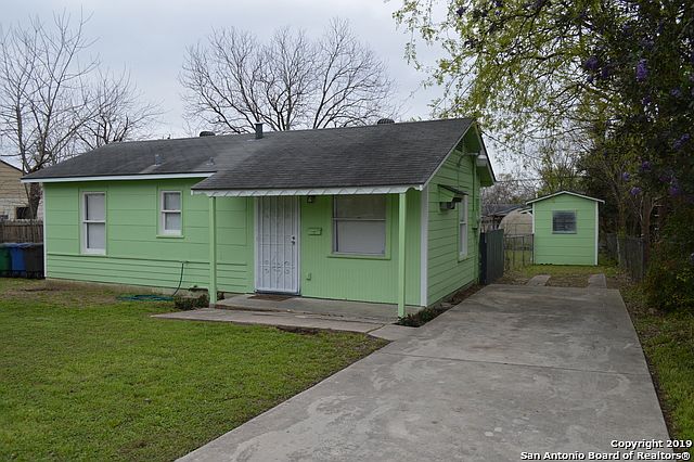 1st image of 250 McDougal Ave