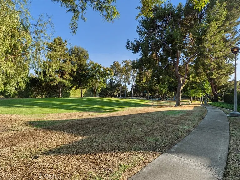 16 Duane — Photo 37