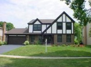 917 S Valley Ln, Palatine, IL