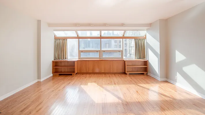 Sold by Martha Gomez, LREB | media 4