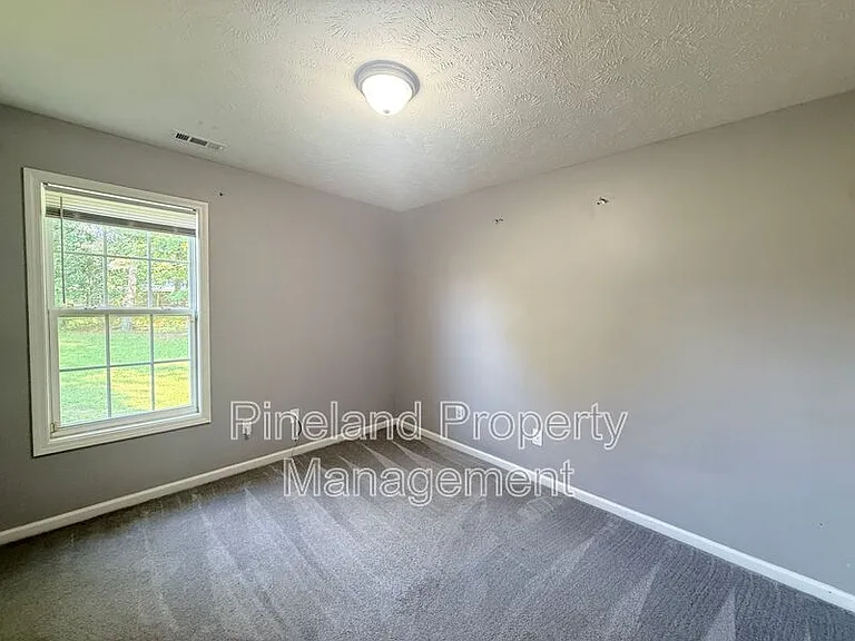 641 Corsegan Rd — Photo 18
