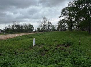 514 E Davitt St, Eagle Lake, TX 77434