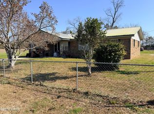 2270 Jarmon Ln, Marianna, FL 32448