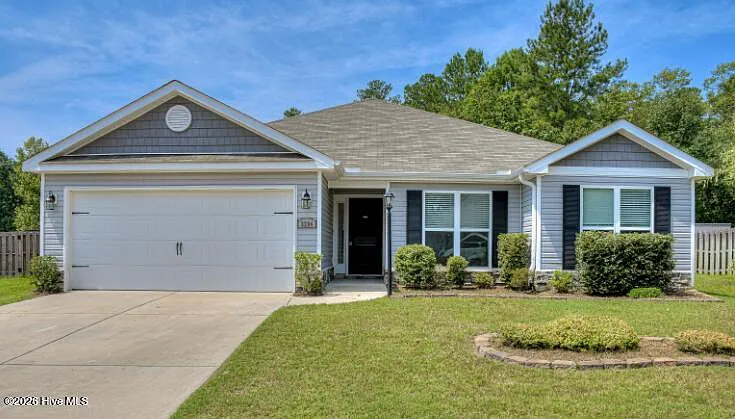 3284 Alexandria Dr