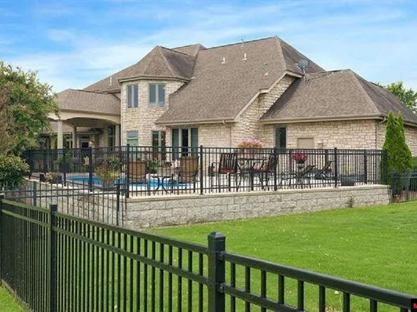 129 Sheeks Dr, Mountain Home, AR 72653